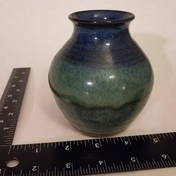 Pottery - Picture 2 of 4